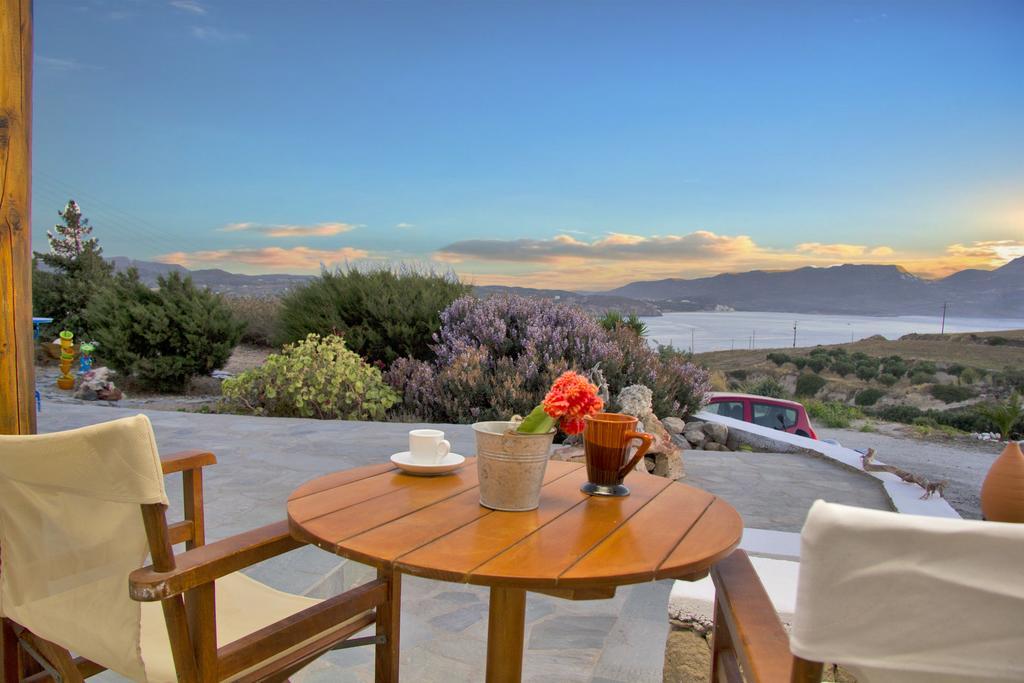 Margaritari Studios Milos Адамас Номер фото